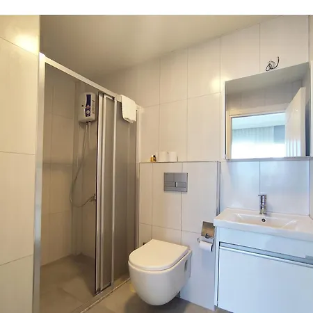 Sav-ir Aparthotel 2*